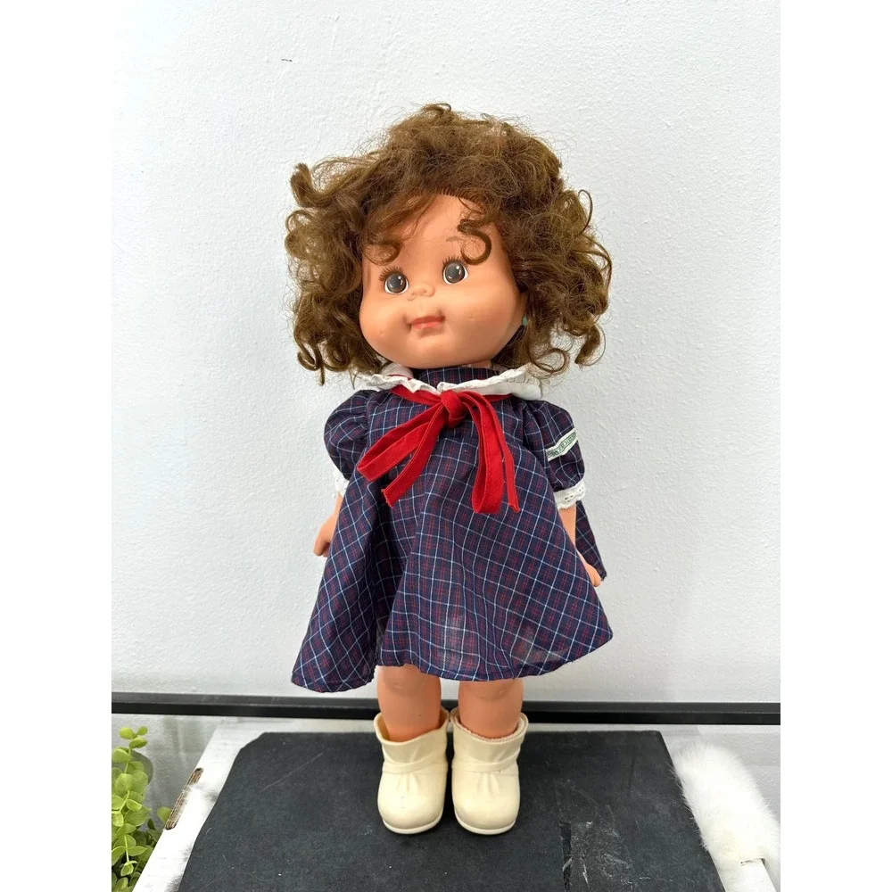 1985 Panosh Place Honey Combs Doll Brunette Curly hair girl jointed retro doll